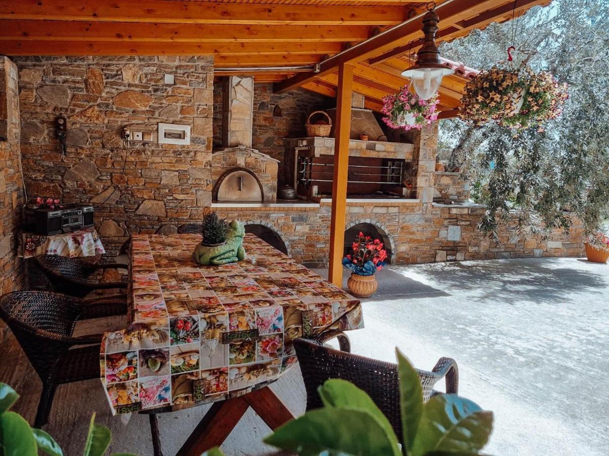 Apartment Viewing Garden Volos Exterior foto